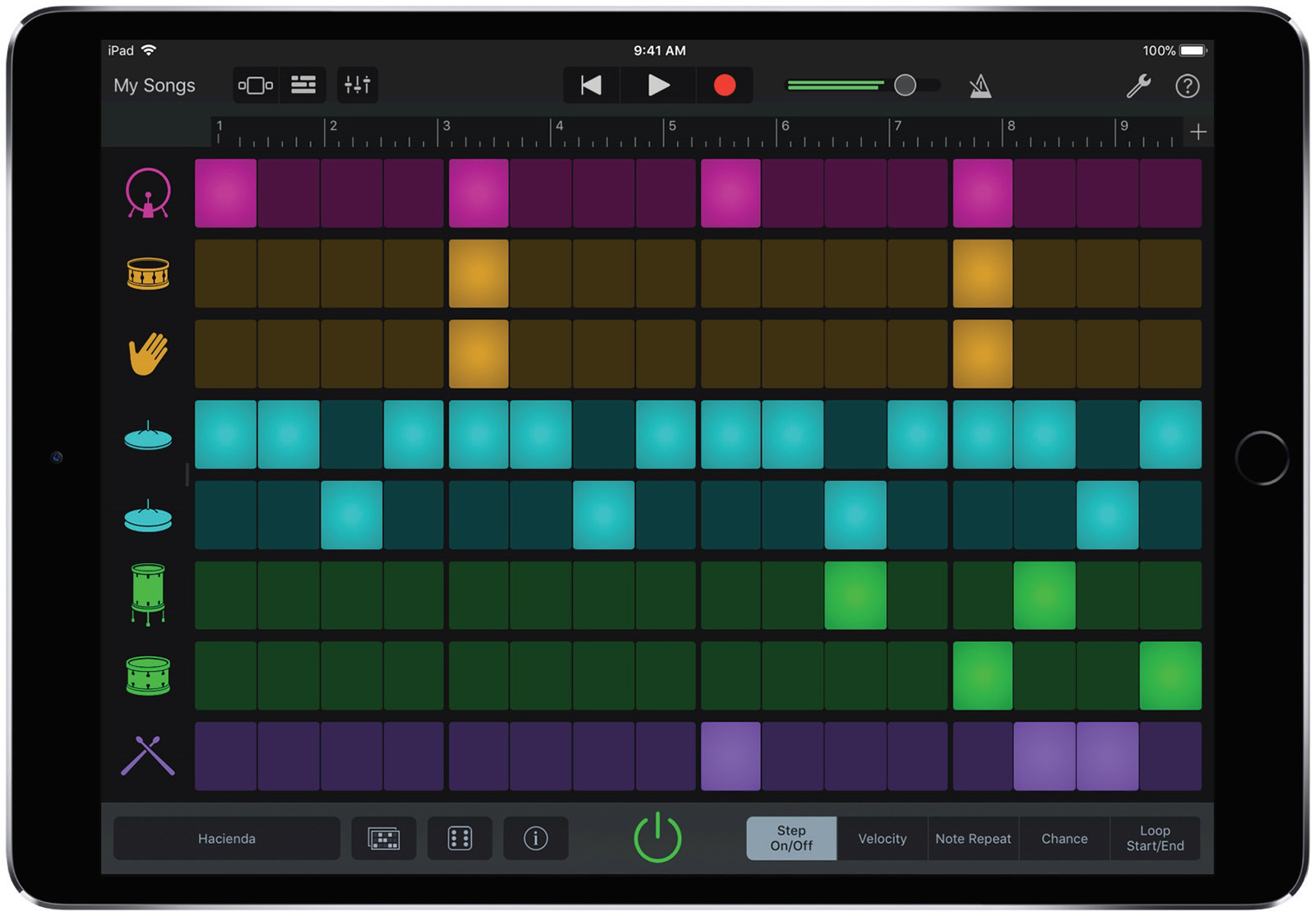 В каких приложениях можно создавать музыку. GARAGEBAND приложение айфон. GARAGEBAND IPAD. GARAGEBAND бас гитара. Пад для создания музыки.